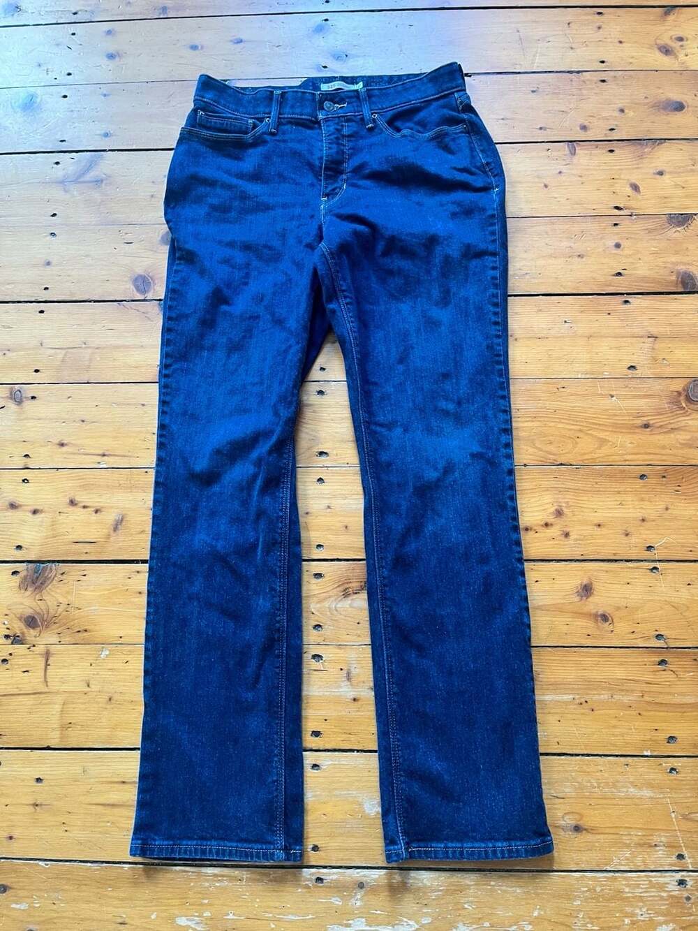 Levi's 525 Dark Wash Straight Leg Jeans Women’s Size 12